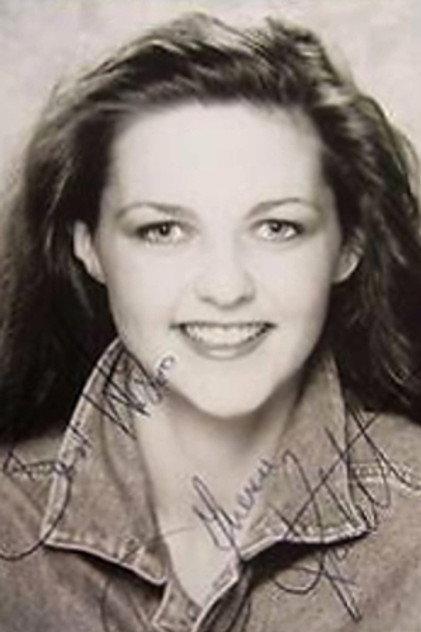 Theresa Kartell - Actor Profile Photo
