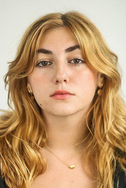 Dora Freind - Actor Profile Photo