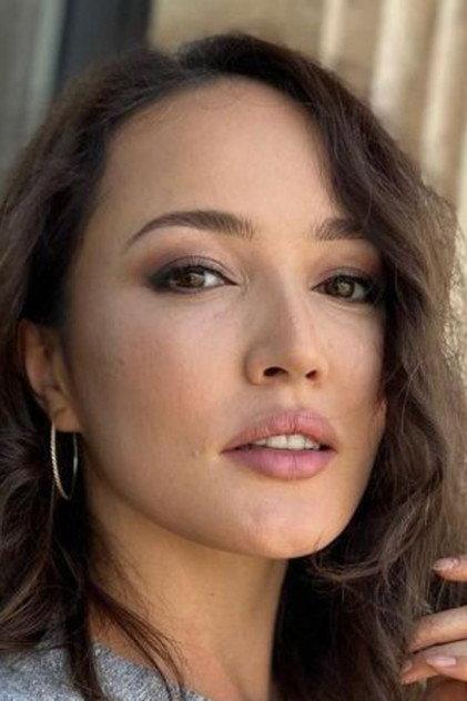 Kamshat Zholdybaeva - Actor Profile Photo