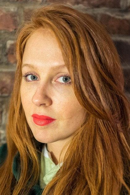 Elizabeth Wood - Actor Profile Photo