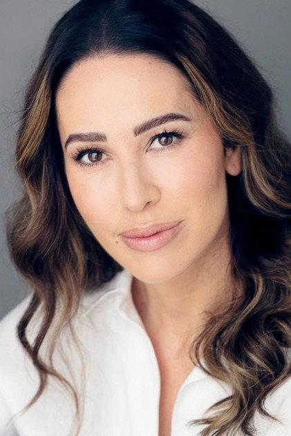 Ayse Hay - Actor Profile Photo