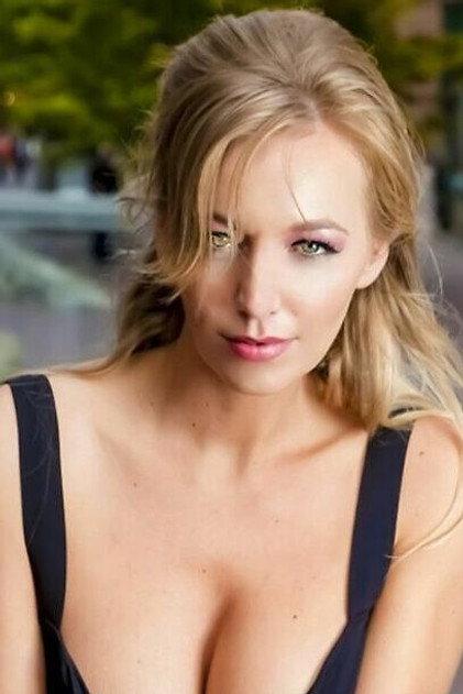 Hayley-Marie Coppin - Actor Profile Photo