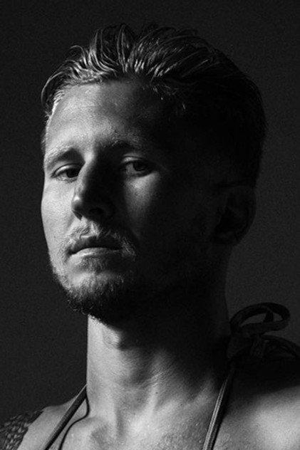 Kyle Erwin - Actor Profile Photo