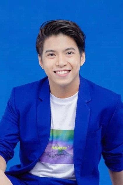 Nash Aguas - Actor Profile Photo