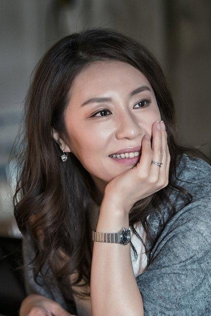 Cho Yun-hee - Actor Profile Photo