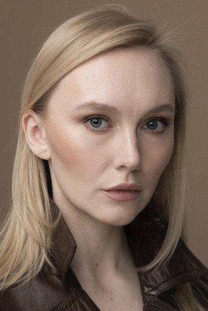 Alina Efremova - Actor Profile Photo