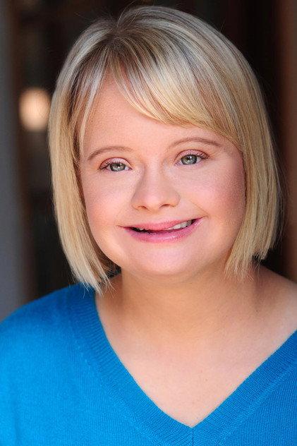Lauren Potter - Actor Profile Photo