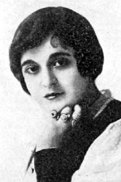 Ruby Hoffman - Actor Profile Photo