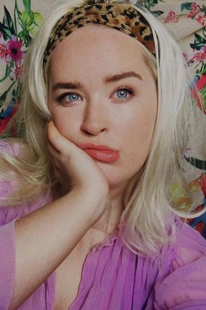 Eve Thomson - Actor Profile Photo
