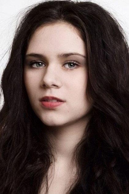 Helen Barke - Actor Profile Photo