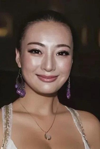 Daniella Wang - Actor Profile Photo