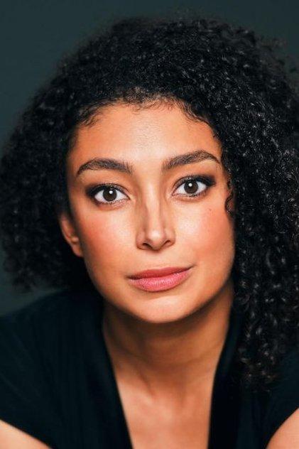 Riana Duce - Actor Profile Photo