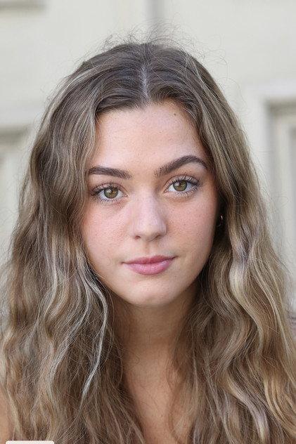 Chloe Lang - Actor Profile Photo