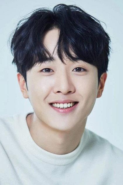 Yun Woo - Actor Profile Photo
