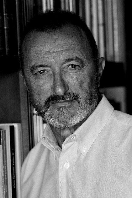 Arturo Pérez-Reverte - Actor Profile Photo