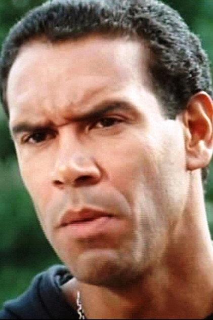 Antonio Barrios - Actor Profile Photo