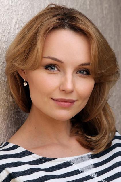 Yulia Podozerova - Actor Profile Photo