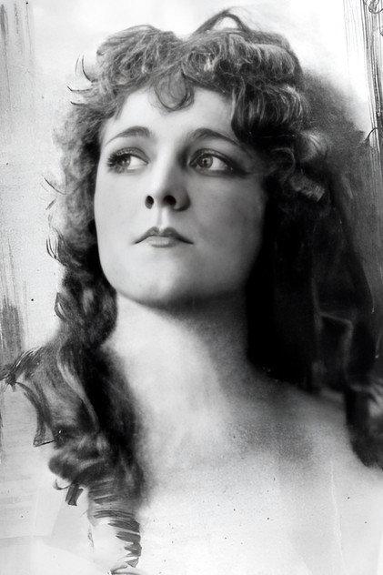 Alice Mann - Actor Profile Photo