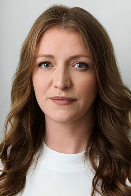 Jenna MacMillan - Actor Profile Photo