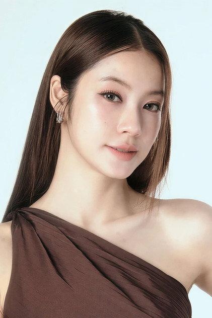 Tipnaree Weerawatnodom - Actor Profile Photo