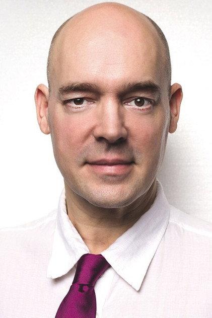 Stefan Kuschner - Actor Profile Photo