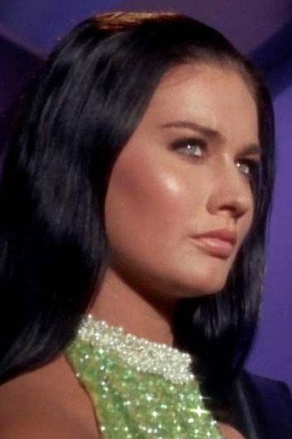 Maggie Thrett - Actor Profile Photo