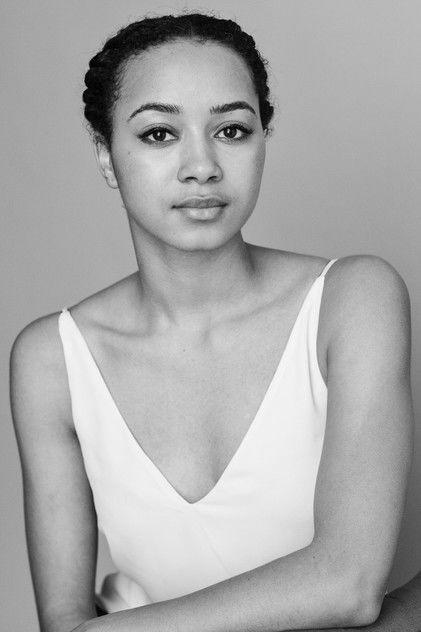 Emma Naomi - Actor Profile Photo
