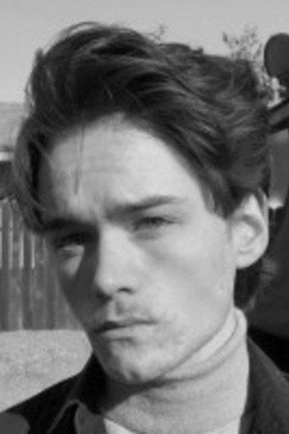 Devin Voelker-Wade - Actor Profile Photo