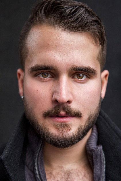 Daniel Samonas - Actor Profile Photo