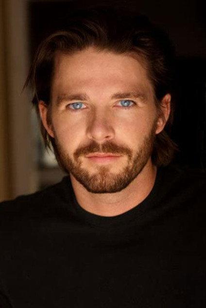 Andrew Kraulis - Actor Profile Photo