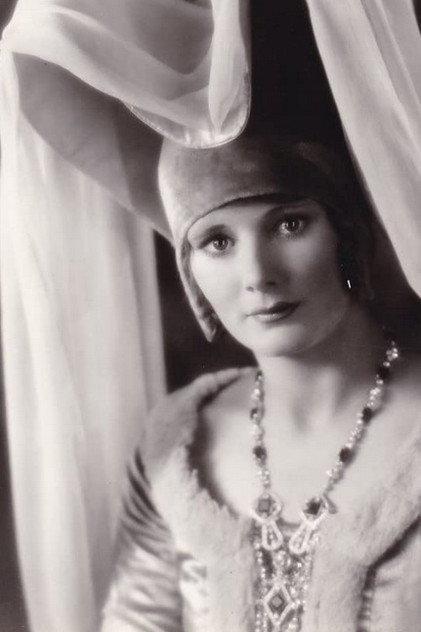 Dorothy Davis - Actor Profile Photo