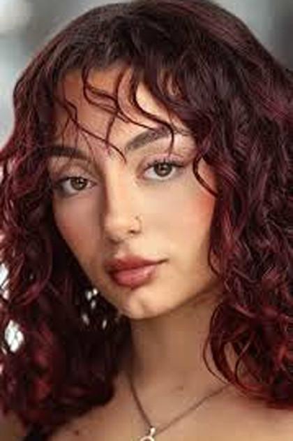 Lara Duru - Actor Profile Photo