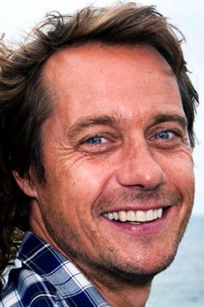 Alexander Kølpin - Actor Profile Photo
