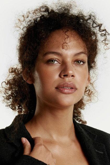 Uiliana Lima - Actor Profile Photo