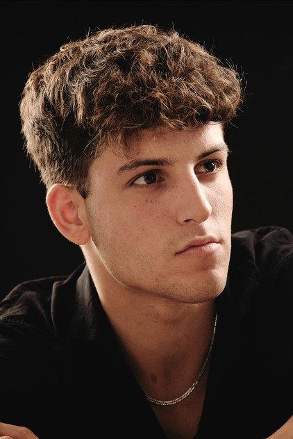 Gerard Larrondo - Actor Profile Photo