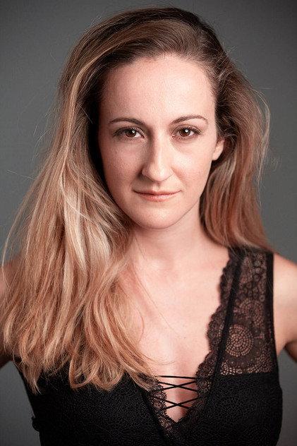 Elena González-Vallinas - Actor Profile Photo