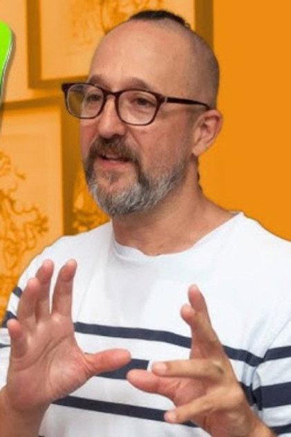 Andy Howell - Actor Profile Photo