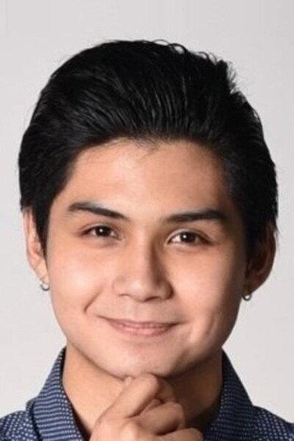 Ryle Paolo Santiago - Actor Profile Photo