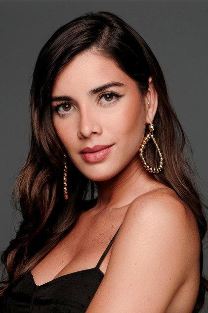 Korina Rivadeneira - Actor Profile Photo