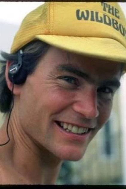 Alex Lowe - Actor Profile Photo
