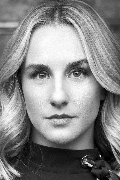 Jeanna De Waal - Actor Profile Photo