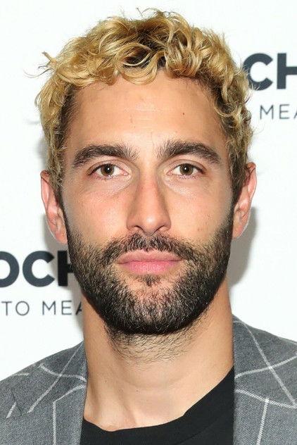 Noah Mills - Actor Profile Photo