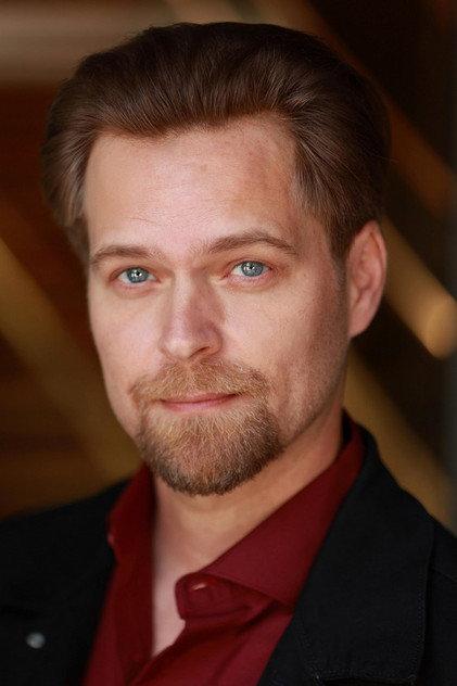 Drew Russell - Actor Profile Photo
