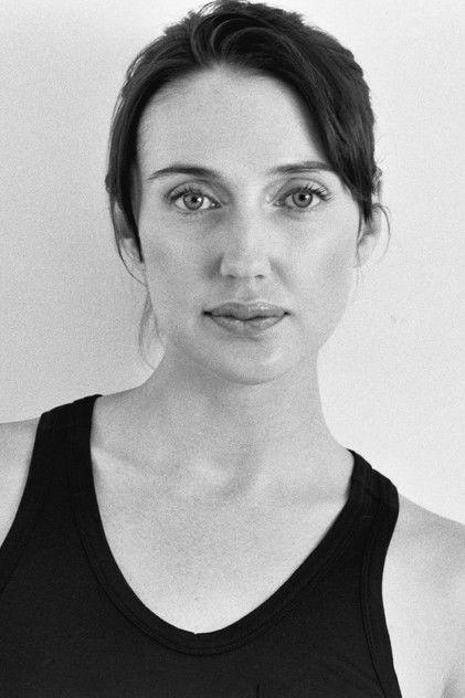Anna Schafer - Actor Profile Photo