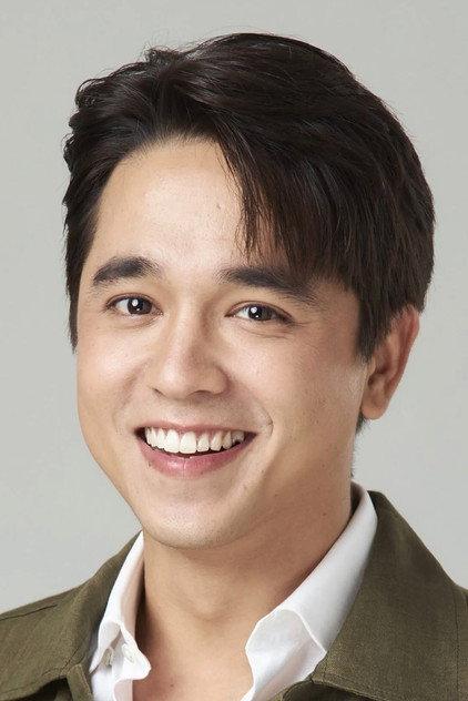 Alexander Rendell - Actor Profile Photo