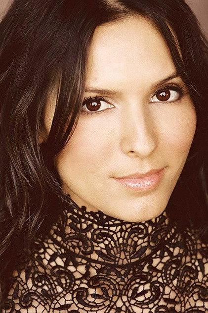 Elisha Skorman - Actor Profile Photo