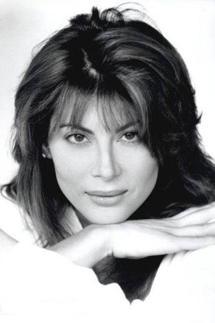Lisa Comshaw - Actor Profile Photo