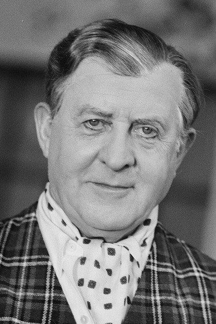 Johan Kaart - Actor Profile Photo