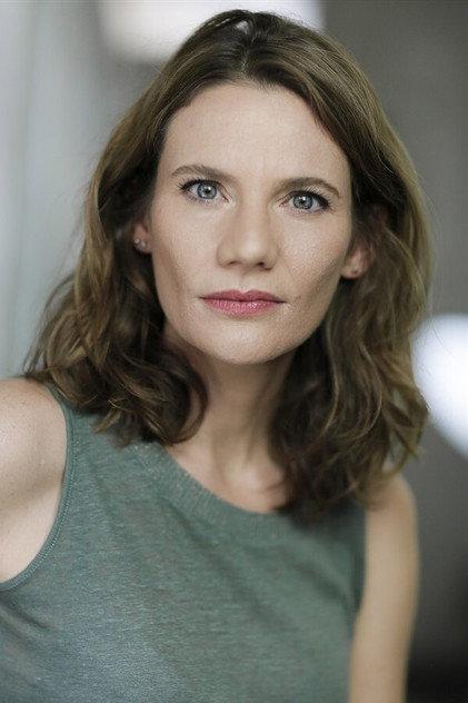 Elodie Van Wormhoudt - Actor Profile Photo