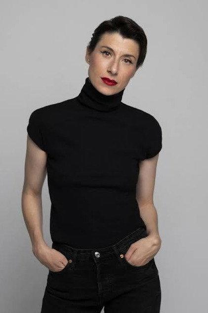 Esther Rivas - Actor Profile Photo